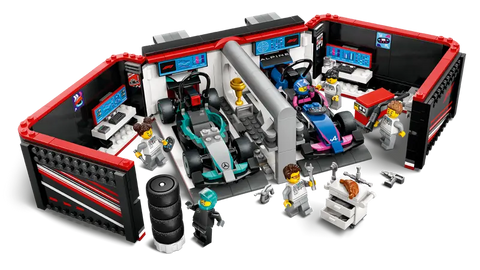 City F1® Garage & Mercedes-AMG & Alpine Cars