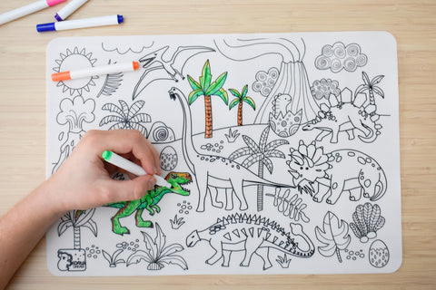 Silicone Drawing Mat with 12 Coloured Markers