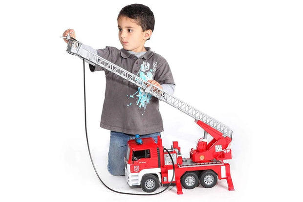 Man TGA Fire Engine with Water Pump and Light & Sound Module