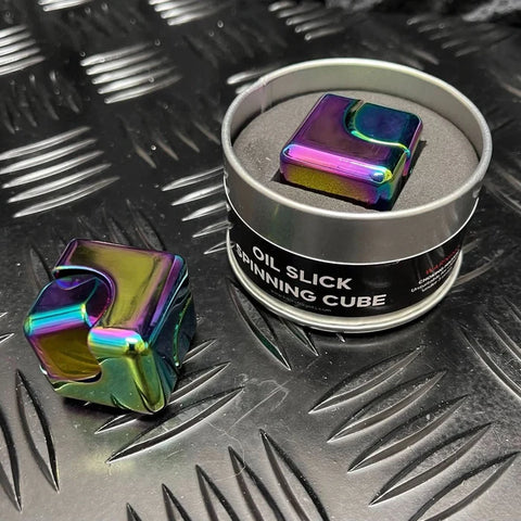 Spinning Cube- Oil Slick Colour