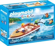 Speedboat with tube riders 70091