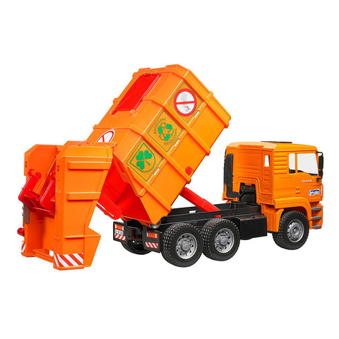 Garbage Truck with Rear Loading