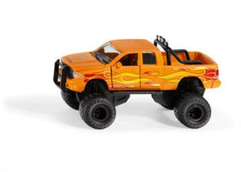 Ram Pickup Truck with Balloon Tyres